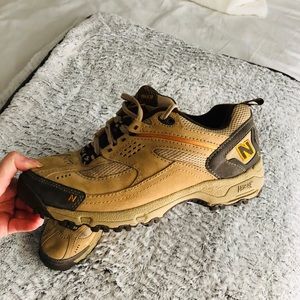 New Balance 643 Hiking Shoes